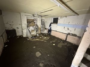 Photo 23- click for photo gallery